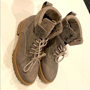 Call It Spring Women's Gray Laenna Lace-up Boots